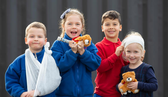 4 St John First Aid in Schools Program students