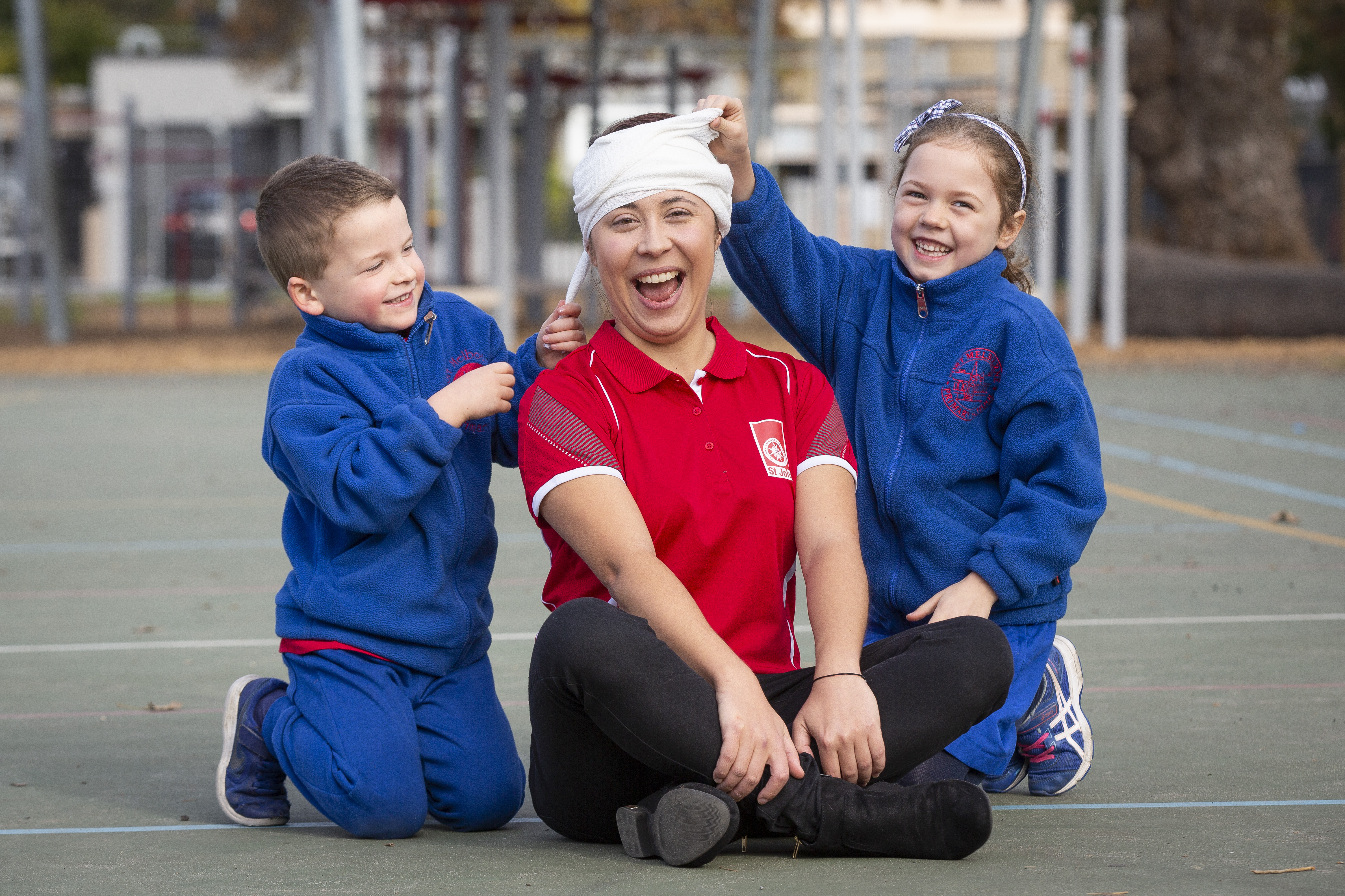 First Aid in Schools Program students and presenter