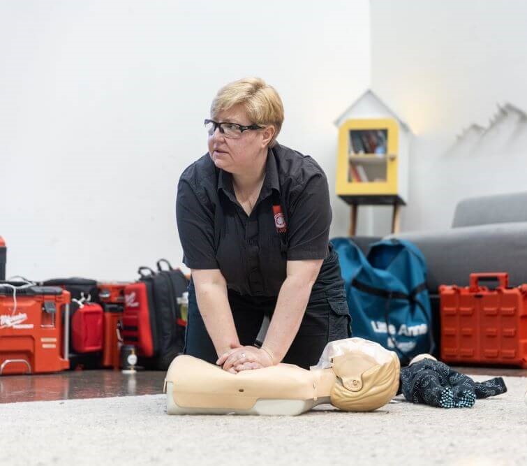 1 Day HLTAID011  Provide First Aid (Includes CPR)